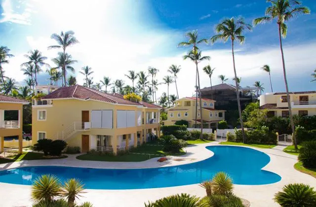Los Corales Beach Village Punta Cana condos apartamento